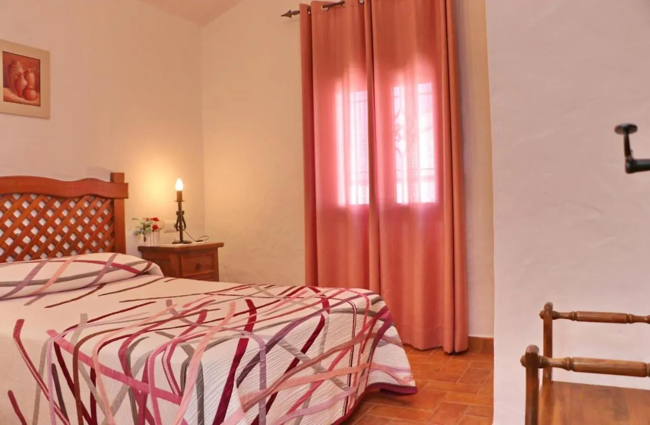 Chalet De La Casa Forestal كونيل ذي لا فرونتيرا